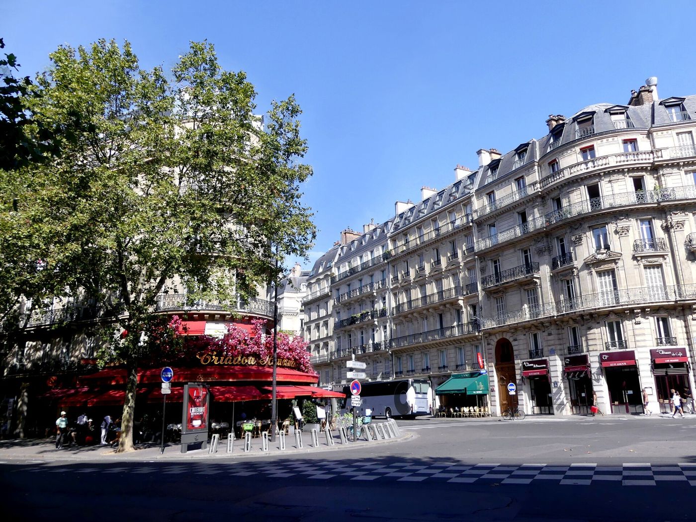A café terrace on the Boulevard Haussmann in Paris.